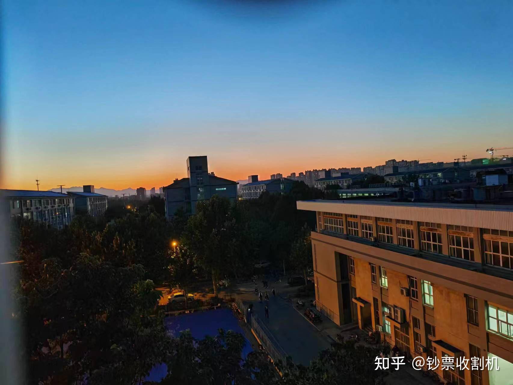 你们有学校天空照片吗