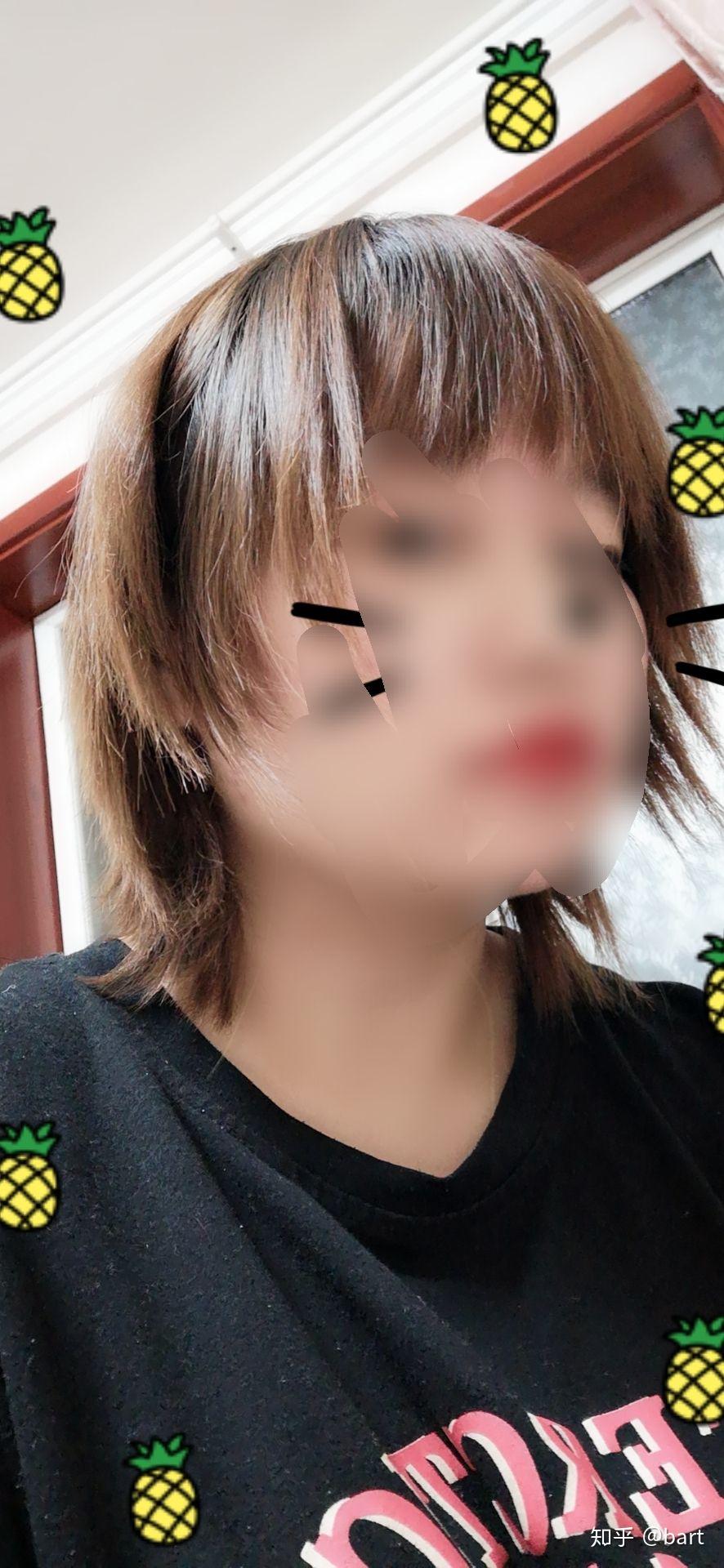 本人女学生头发自然卷发质干枯毛躁想剪个短发有没有适合的类型推荐