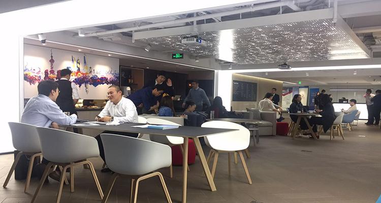 v2-bbf978d13d77844da83e3b8144e09c6d_1440w.jpg?source=172ae18b