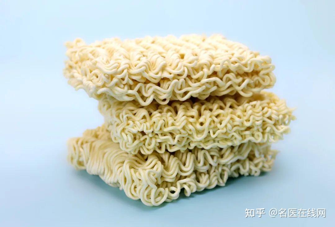 方便面有毒,多吃会致癌?提醒:真正致癌的是这5种食物 - 知乎