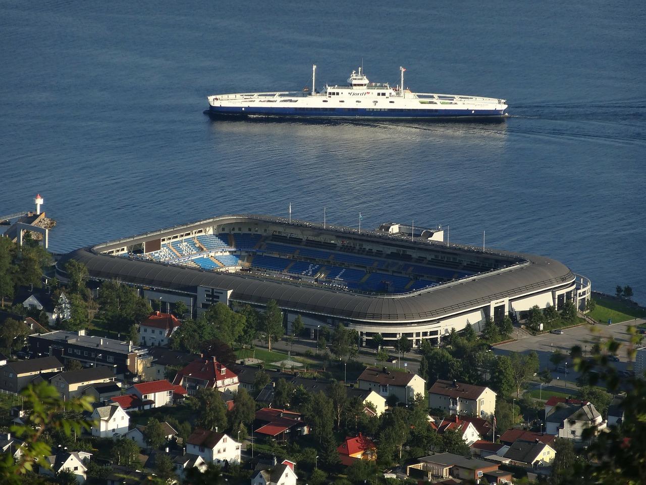 标准操场多少平方米