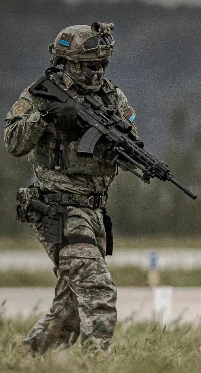 中国单兵作战服及部分装备，还有人说解放军单兵作战落后吗？ - 知乎