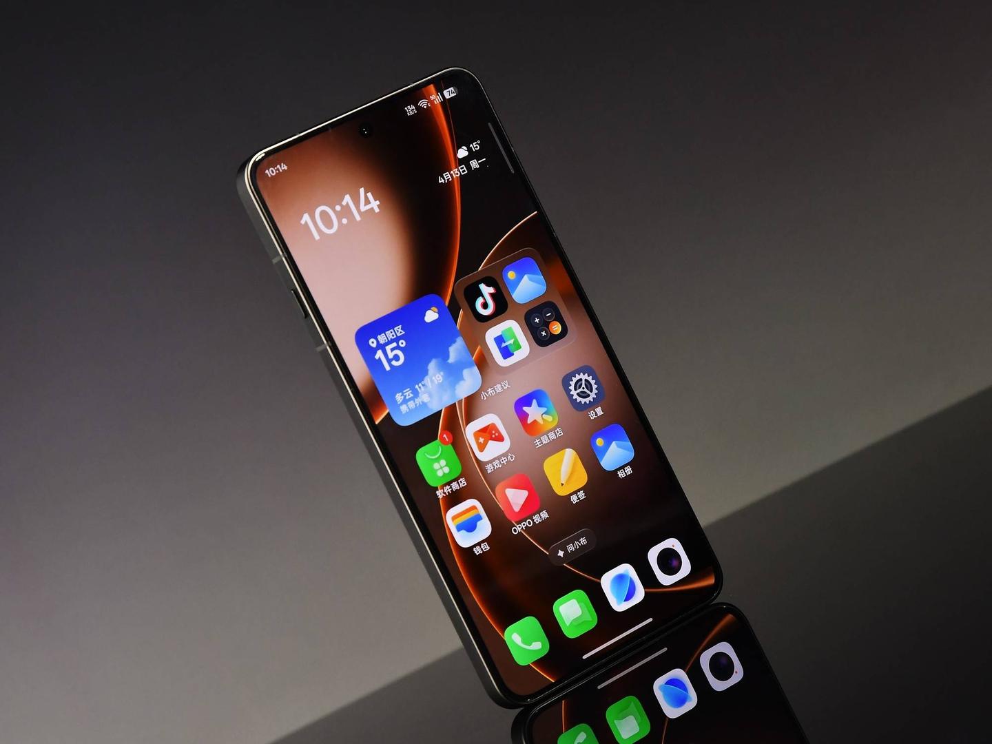 2026年手机系统AI功能横评:ColorOS 16领衔,谁的AI交互与助手体验更出色