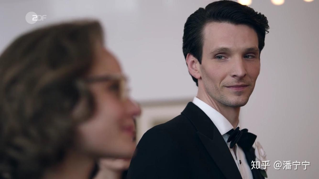 如何评价「选帝侯大街59 kudamm 59」? - 知乎