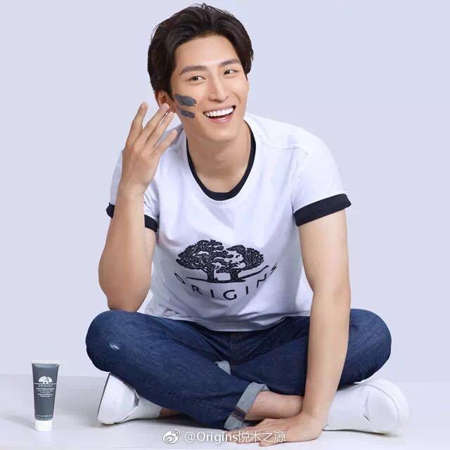 窦骁的美图或搞怪图有哪些?-窦骁帅照