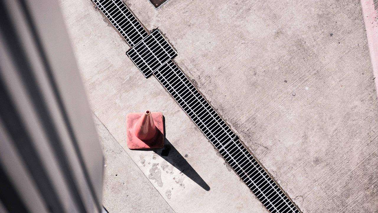 混凝土楼面漏水怎么办