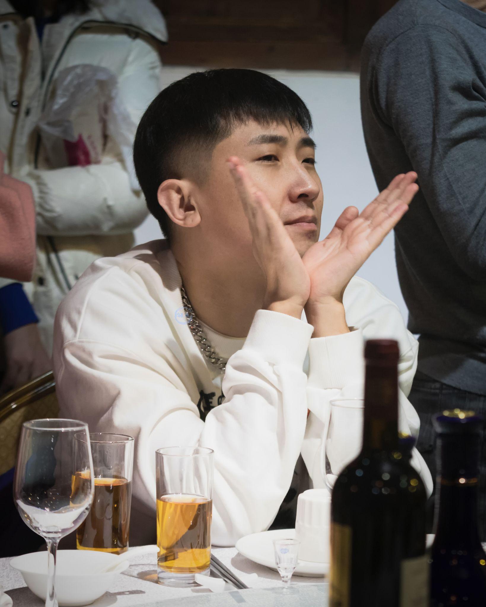 有没有尚九熙何九华好看的照片分享