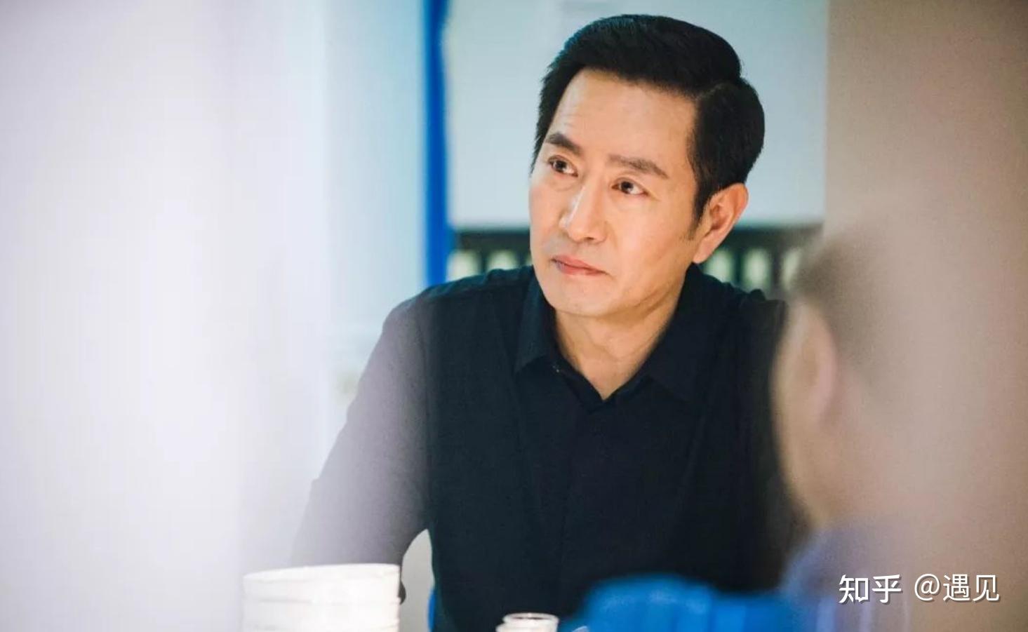 从“反派专业户”到“上将”,53岁还单身,姚刚到底经历了什么? - 知乎