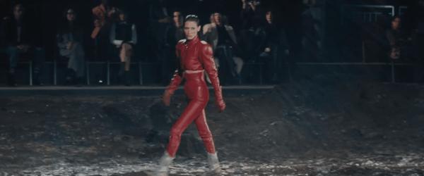 《美丽毒素》炸给你看！大尺度科幻猎奇新剧