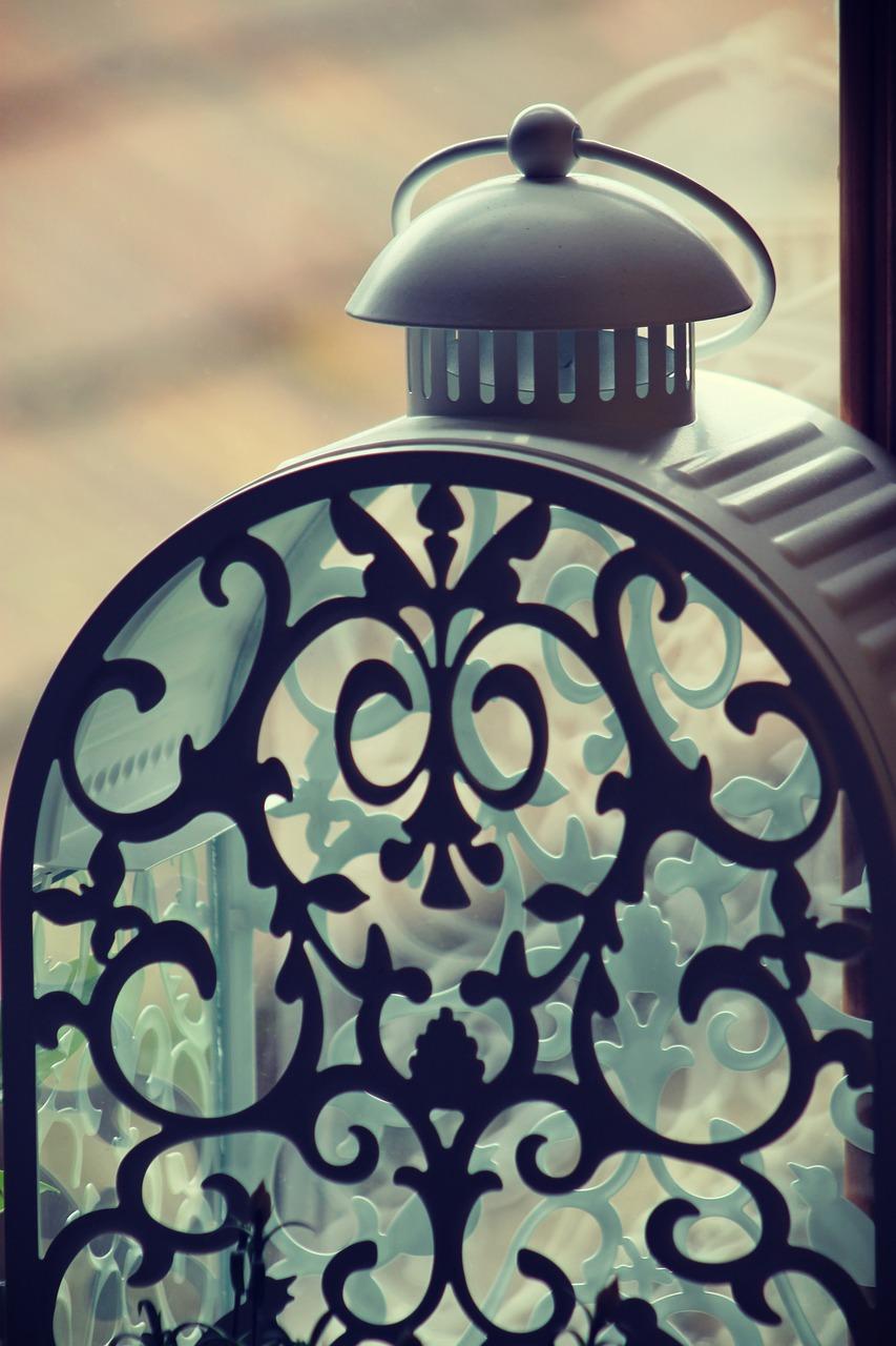 2. 热门饰品排行