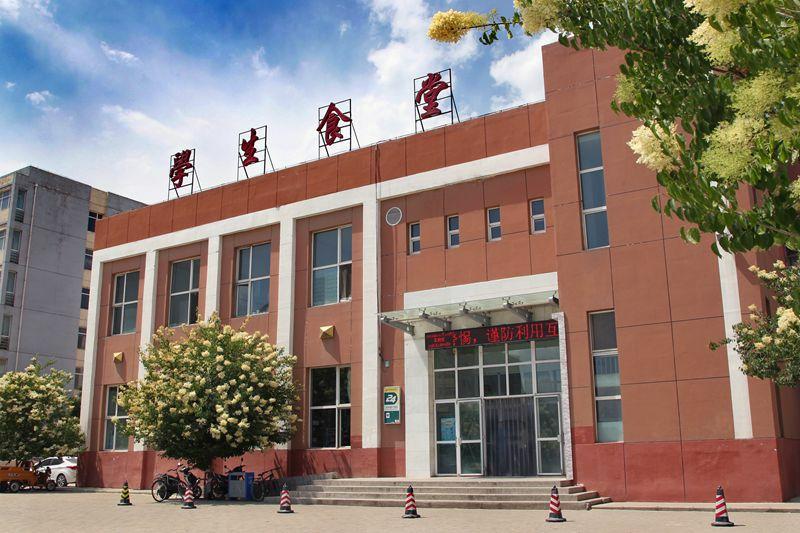 一句话描述青海大学的食堂有多好吃?