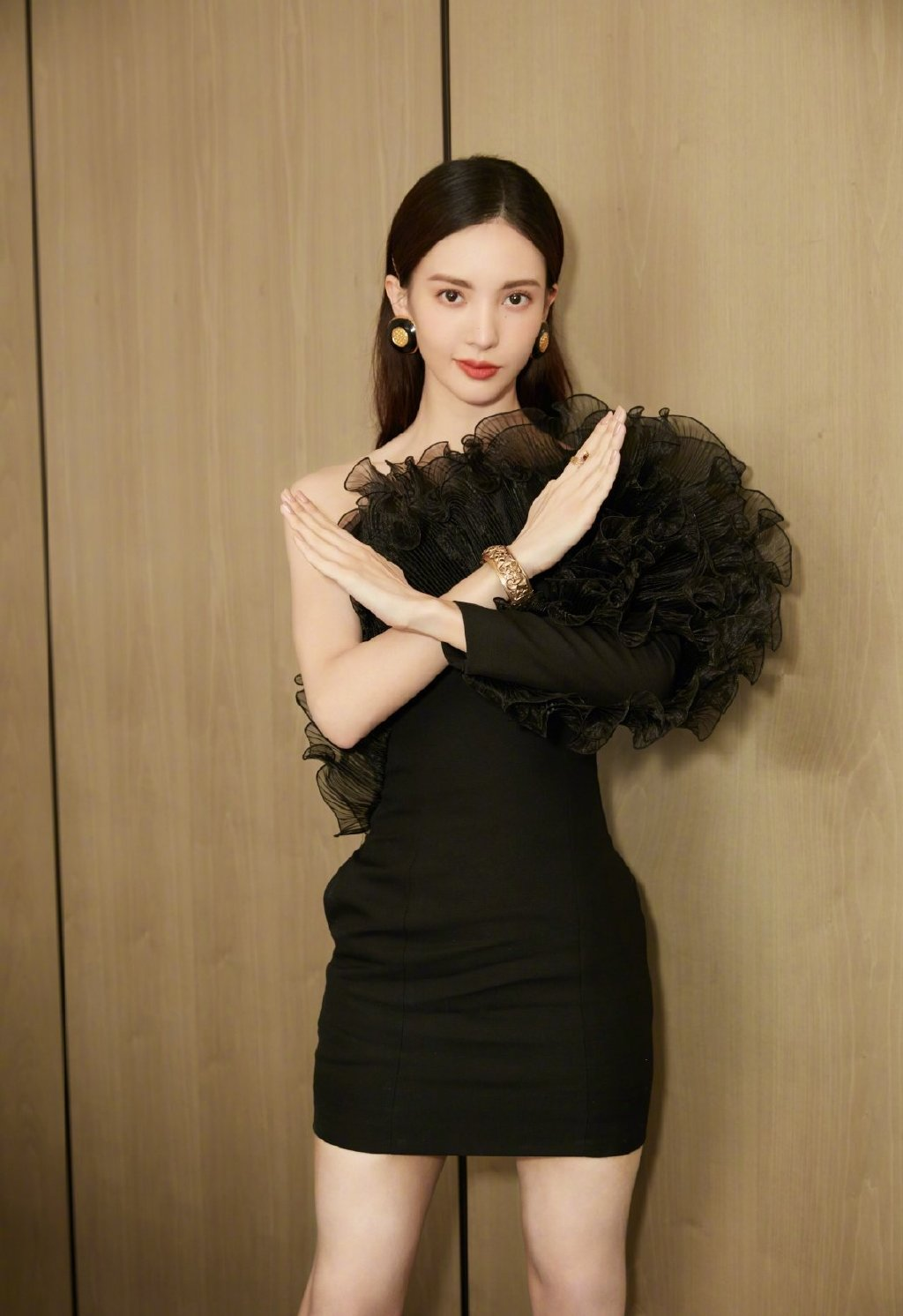 如何评价女演员金晨?