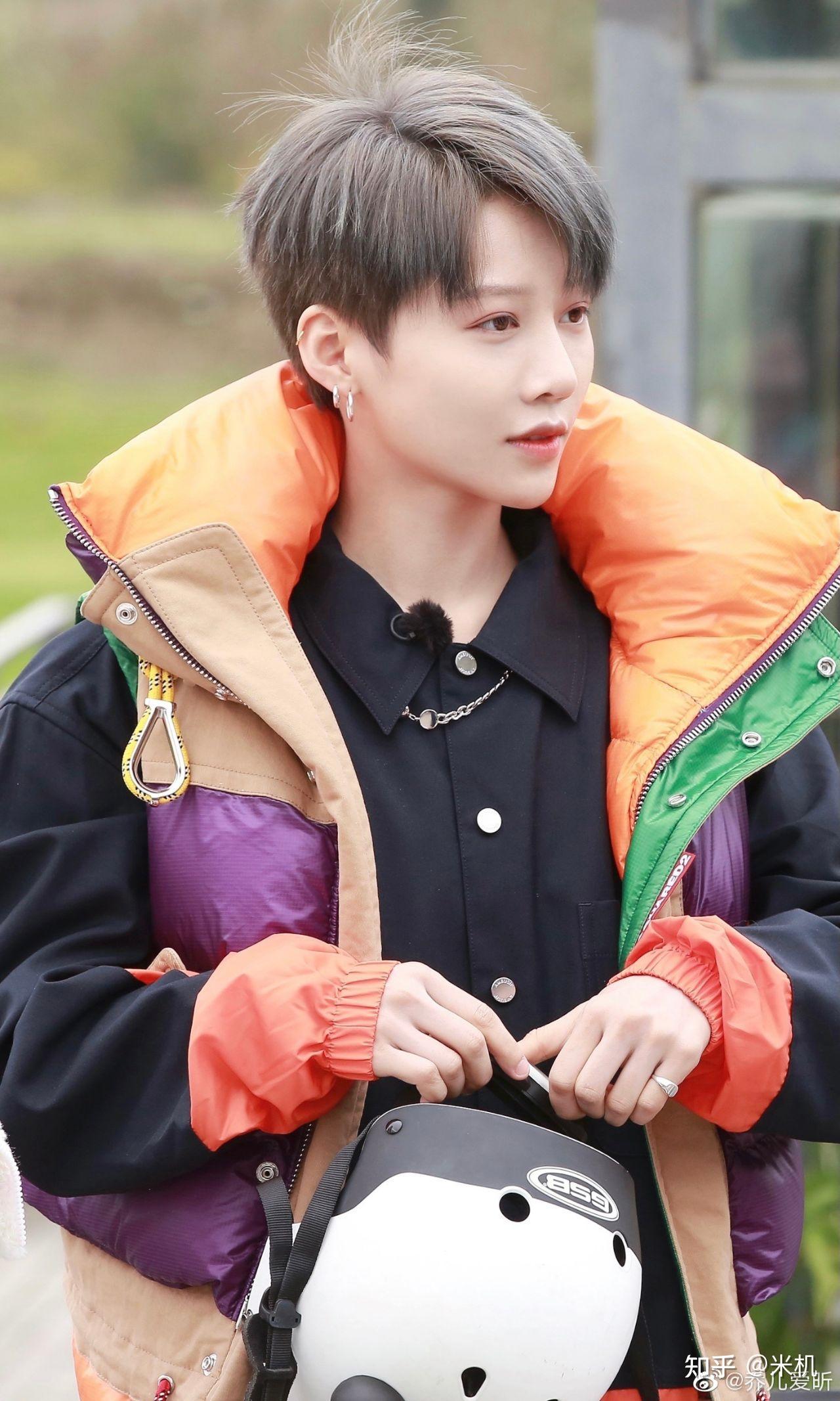 如何评价刘雨昕的综艺感?