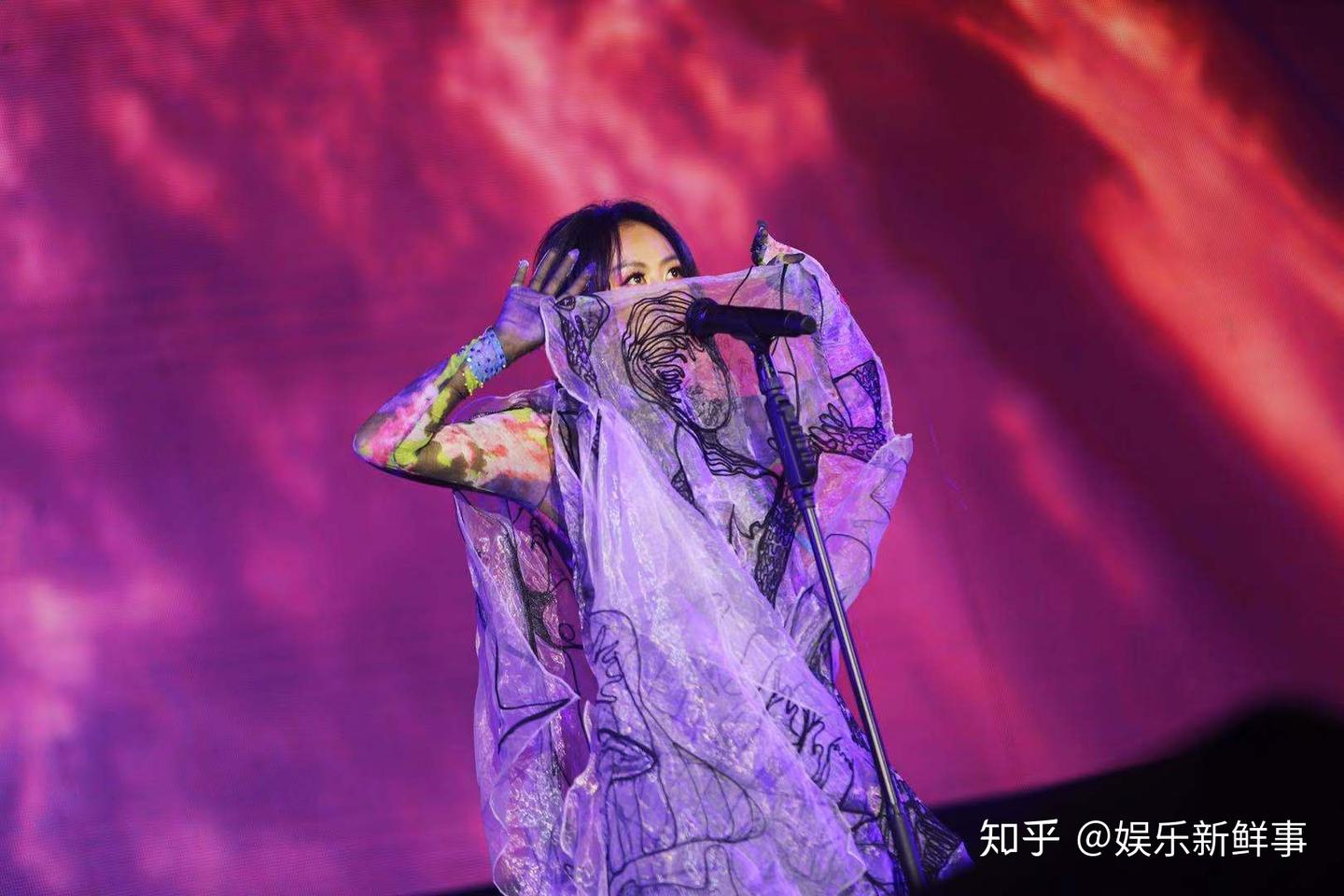 陈粒苏州“洄游”演唱会：回到梦开始的地方- 知乎