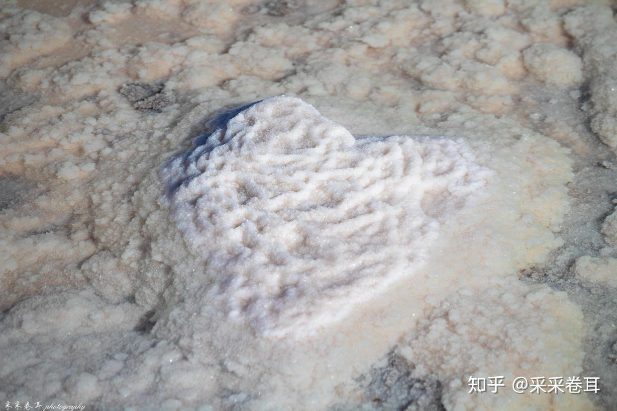 自驾青海茫崖(ái)翡翠湖:雪山加持、如梦似幻之神仙地 - 知乎