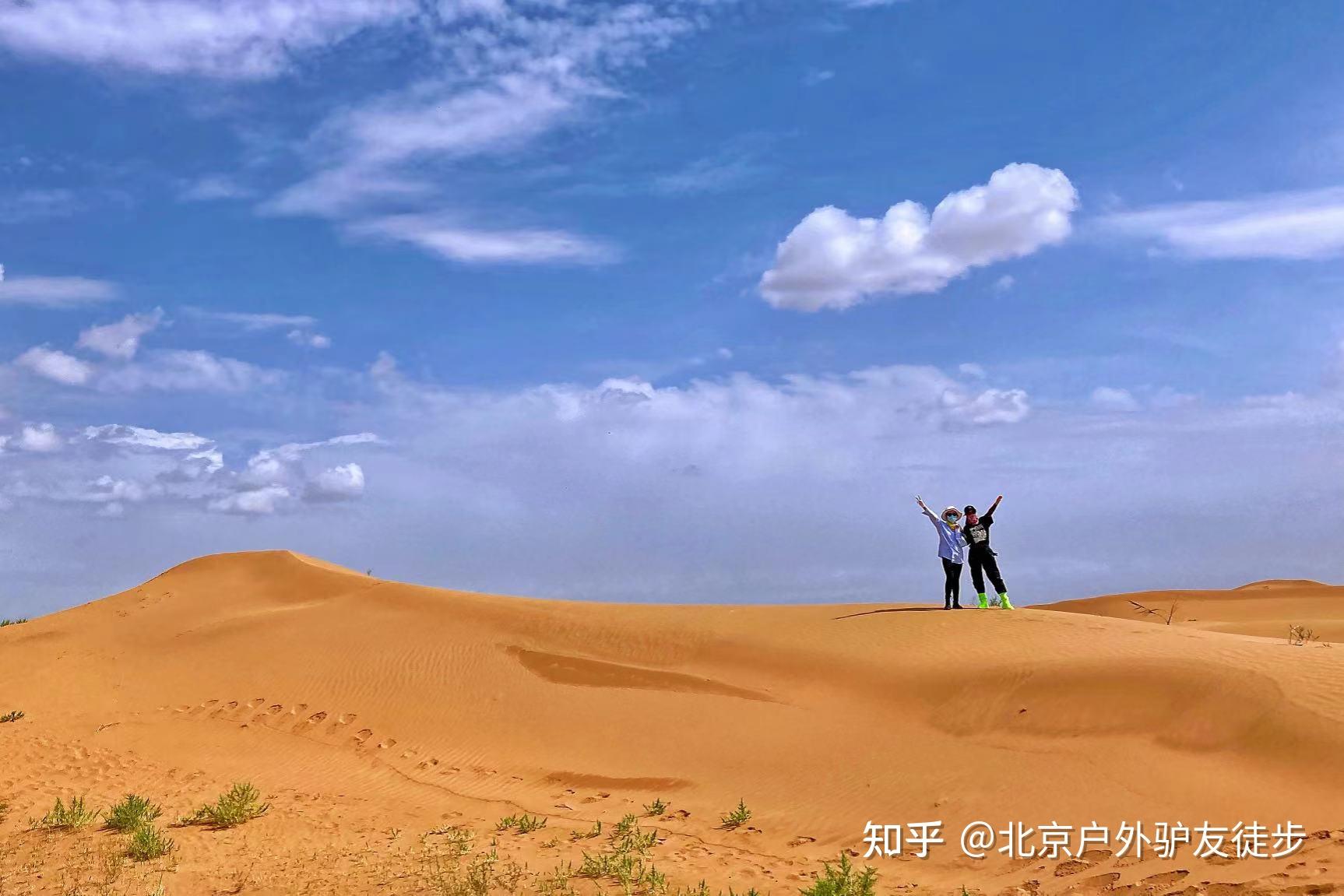 腾格里沙漠徒步最好的季节是几月份,清明节去腾格里沙漠冷吗,需要注意什么? - 知乎