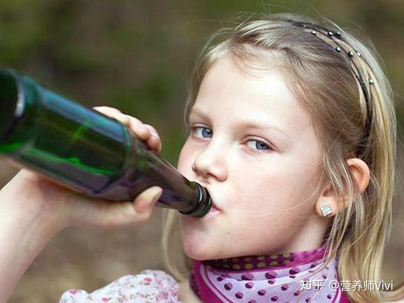 精益求精!小孩喝酒对身体有什么危害?一往无前