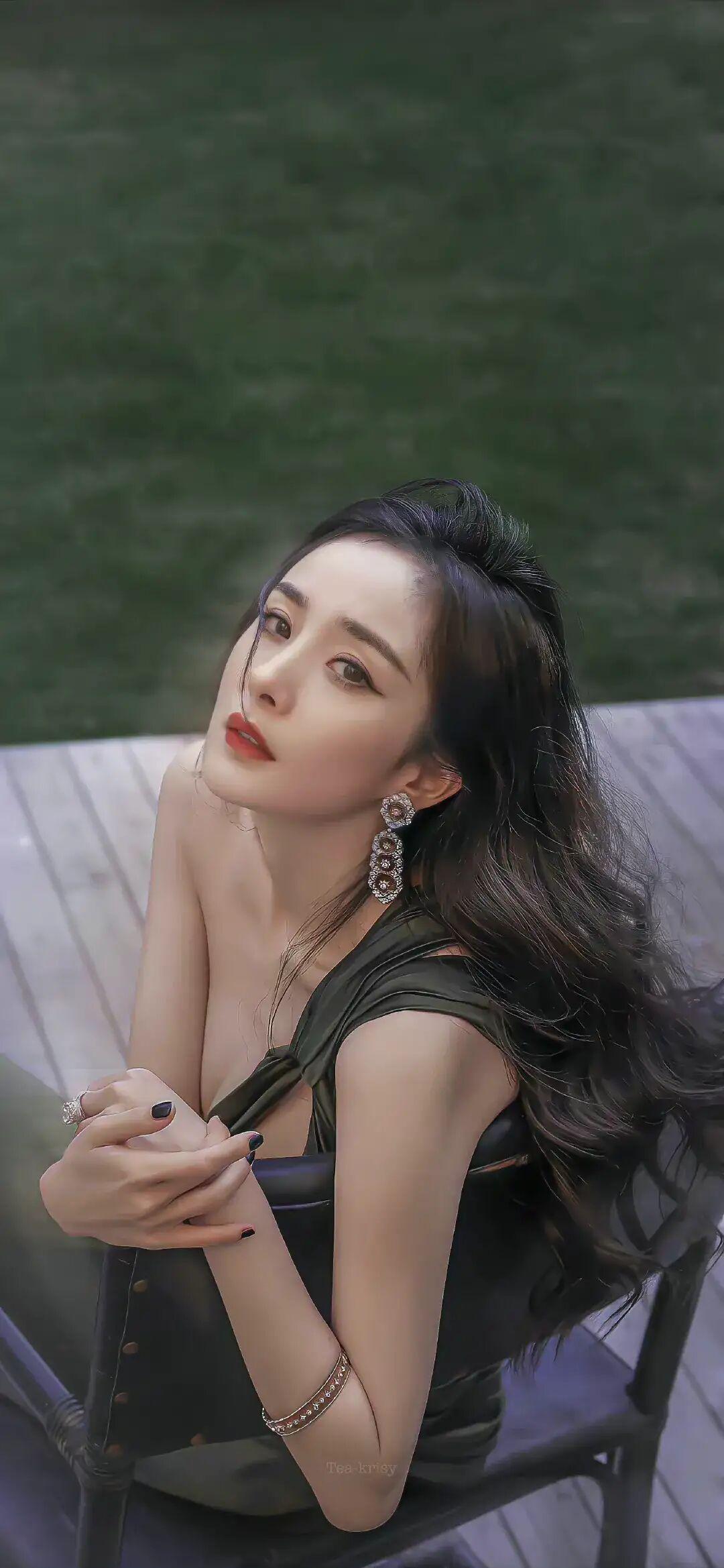 为什么对杨幂颜值的评价两极分化? - 知乎