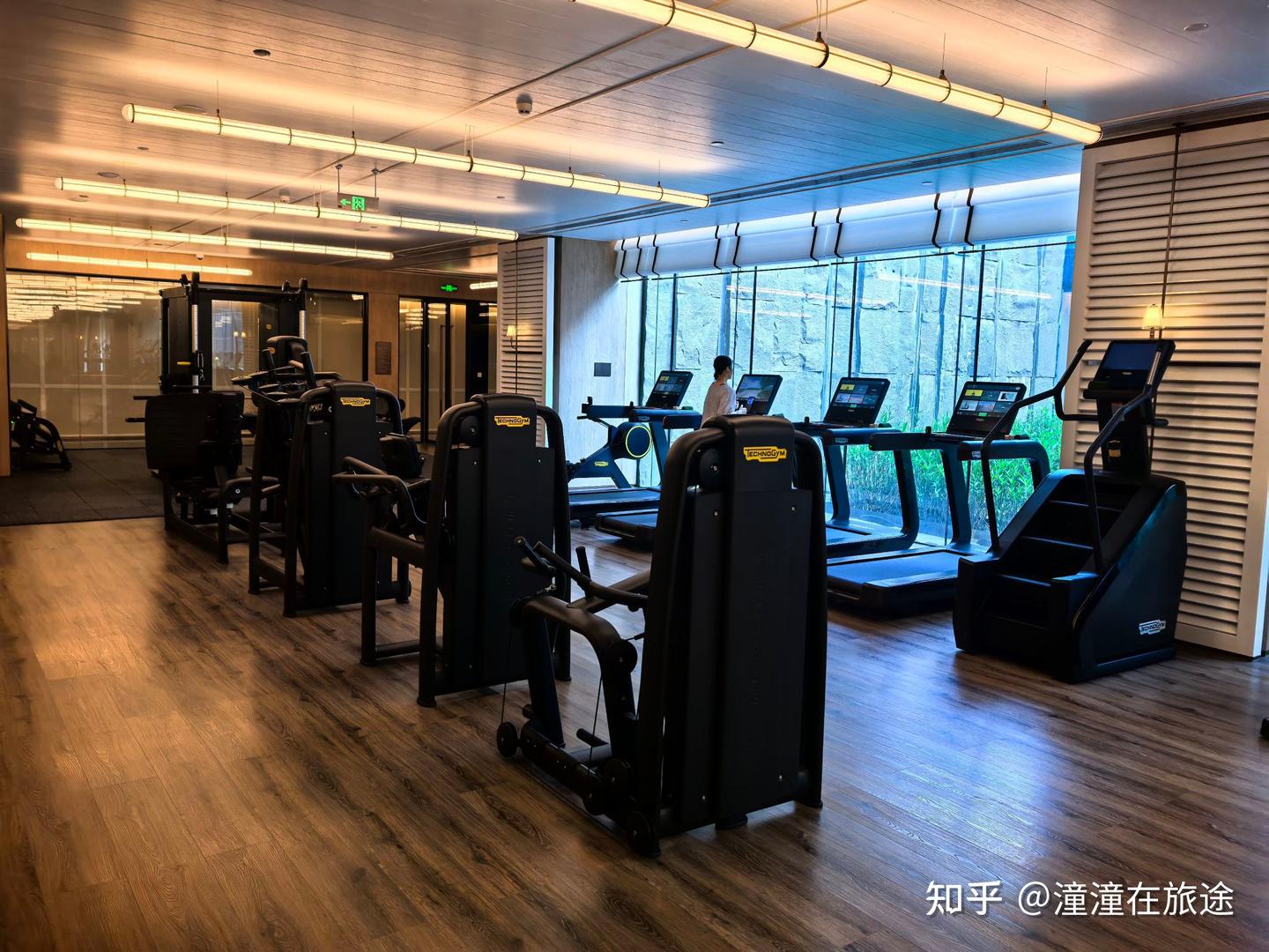 高端酒店与中端酒店健身房的区别(酒店玩家第6期) - 知乎