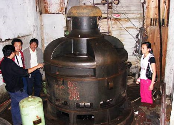 贵州洞穴发现两台美国发电机 持续发电80年 至今仍可以正常工作 知乎