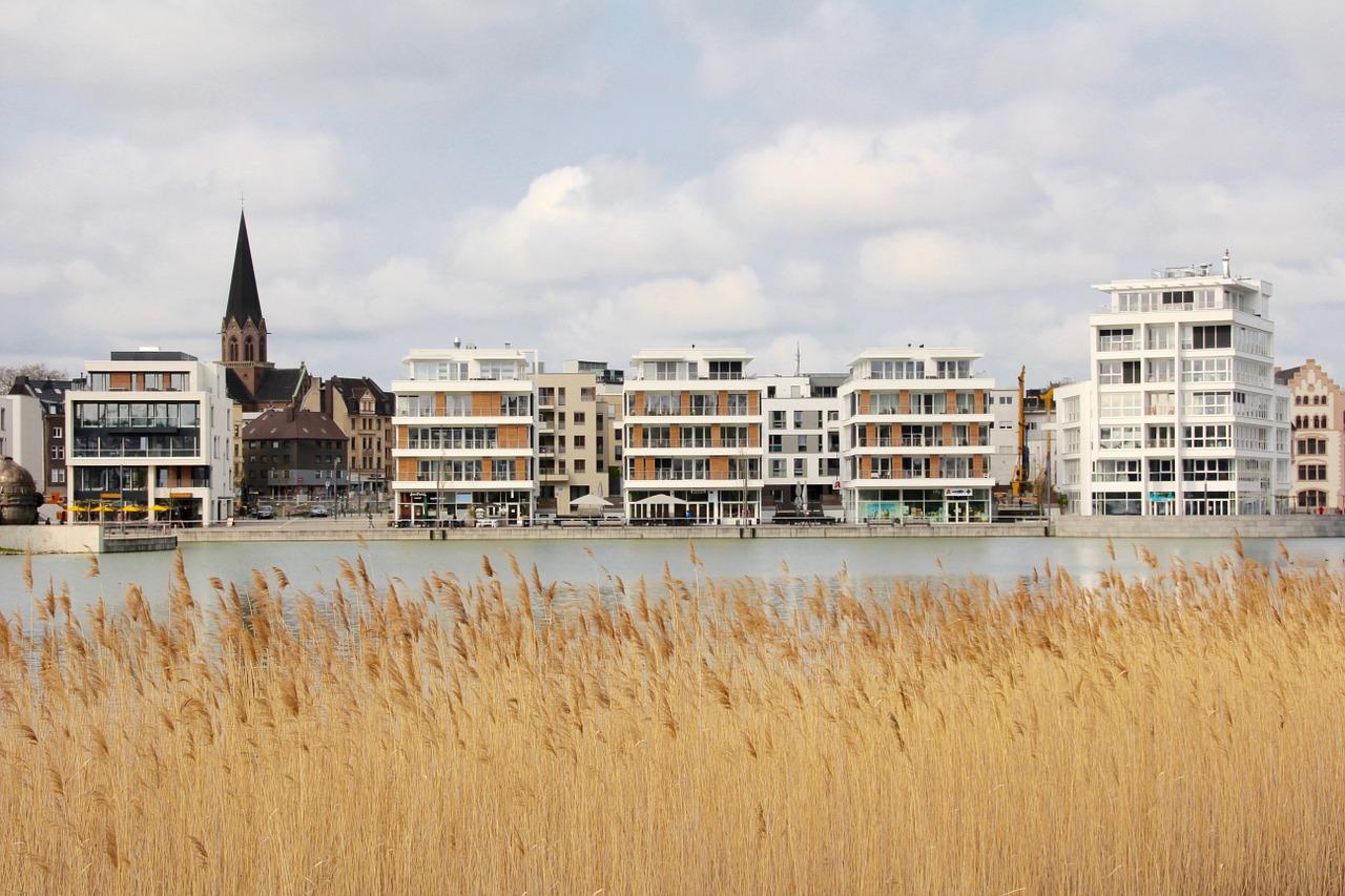 4. 交通枢纽中心