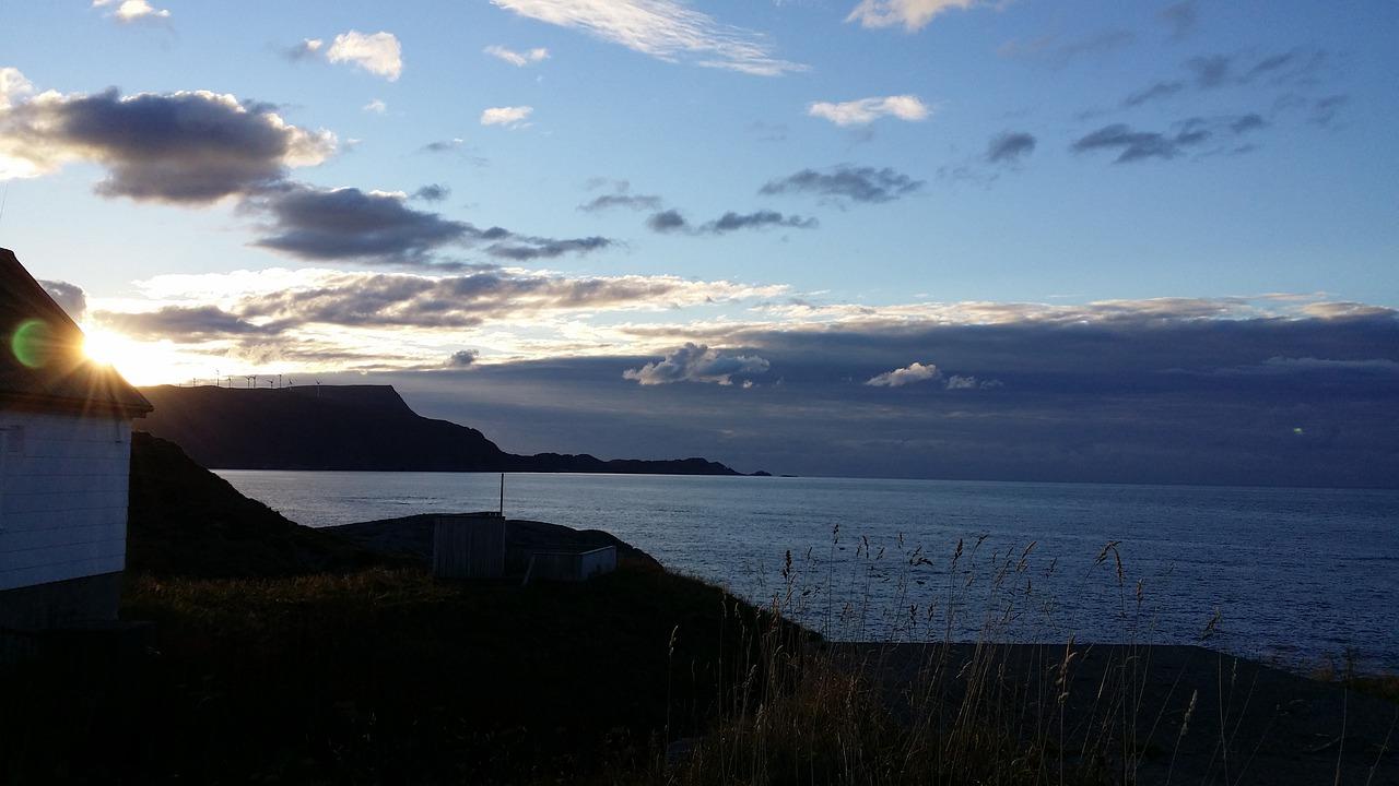 3. 高端住宅配套