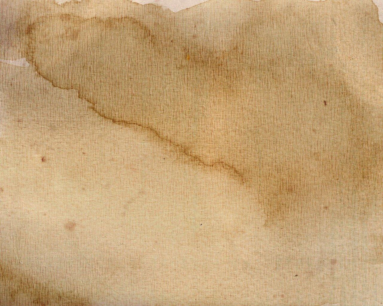 3. 使用专用清洁剂