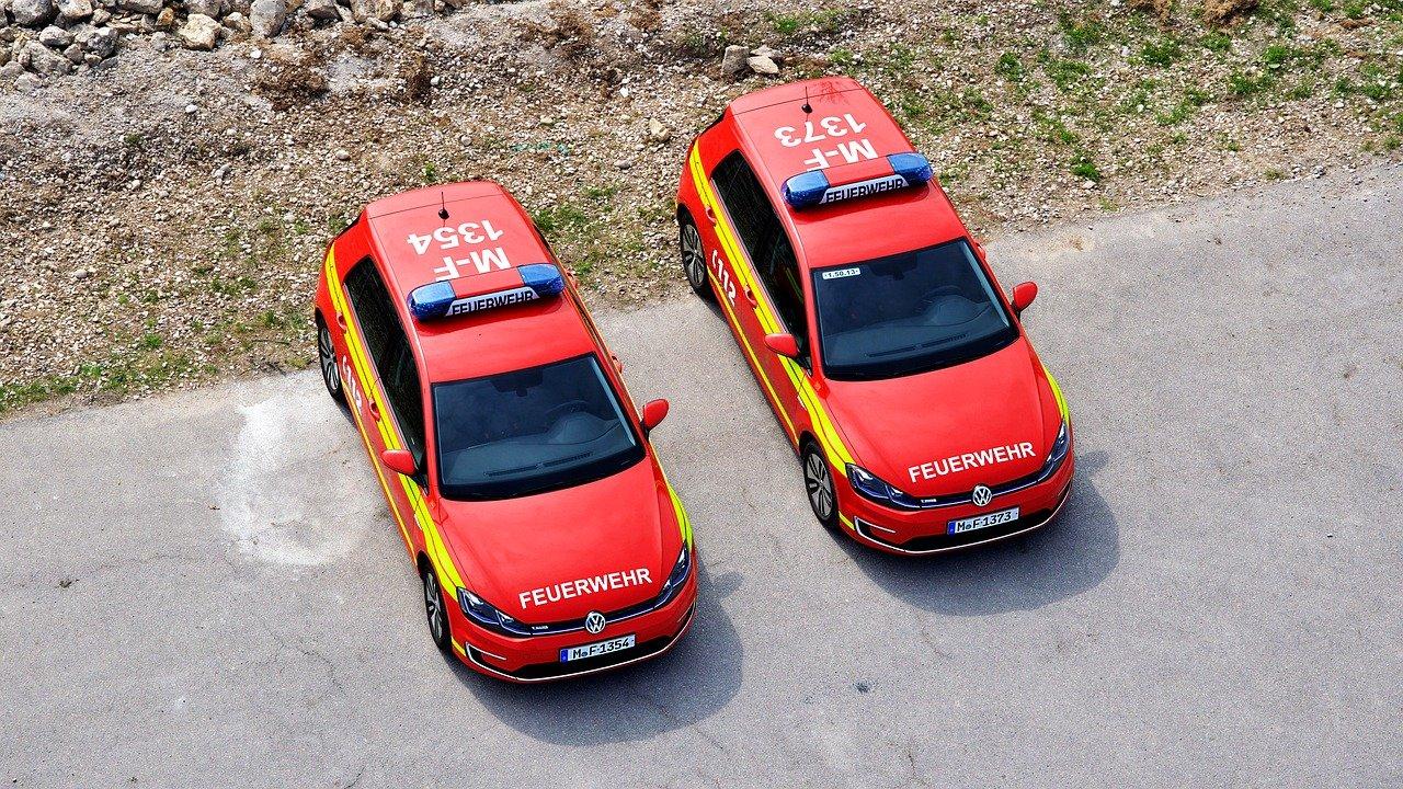 2. 报名流程详解