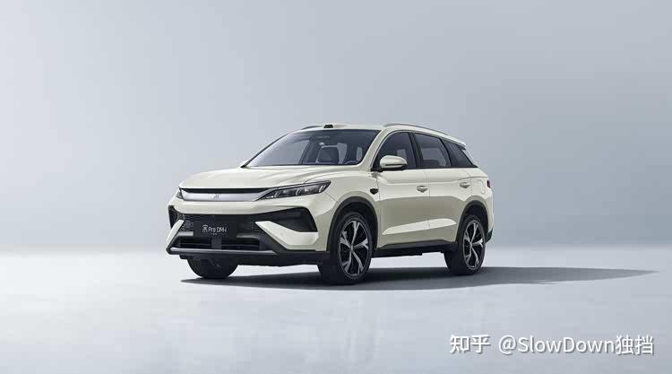 9万级+300km纯电,插混开始“越界”了