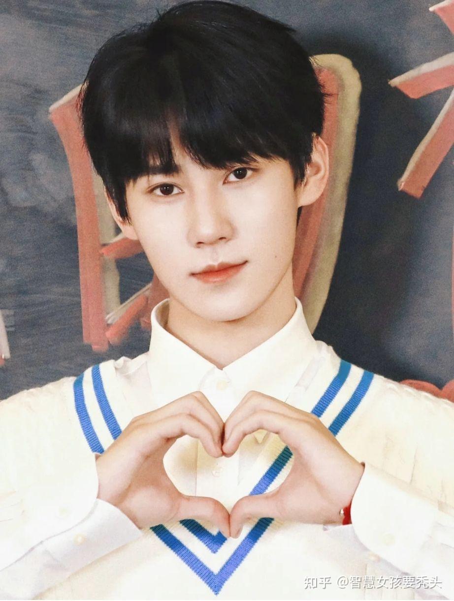 姐子们有没有张真源的神图? - 知乎