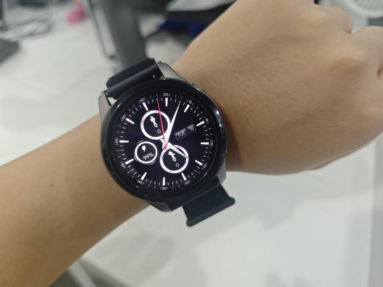 四款主流健康智能手表深度横评|糖记星、华为 WATCH5、安顿、DIDO E55S,选对适合自己的穿戴设备