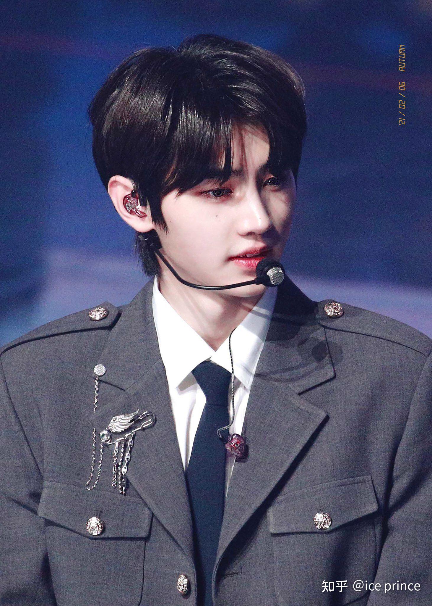 安利几个你喜欢的组合吧(男团,女团都可)?