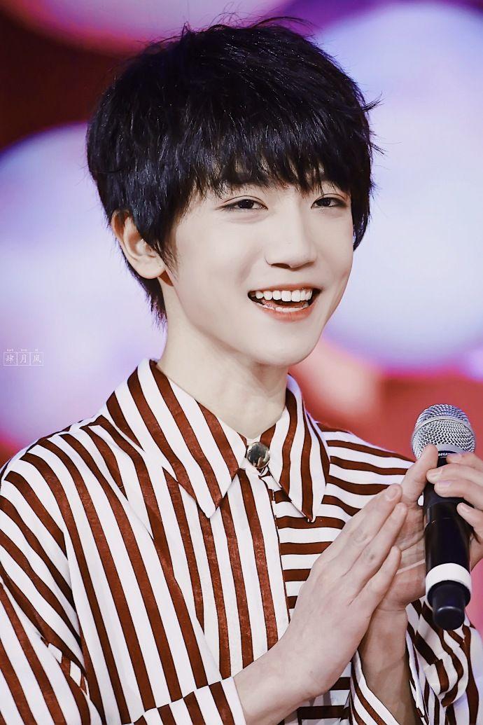 有没有李天泽的高清壁纸