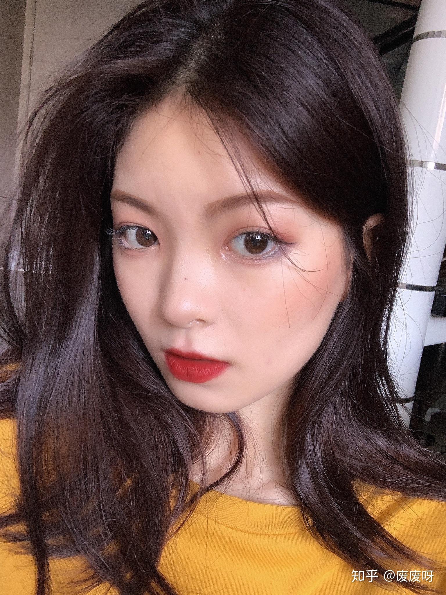 素颜自拍该怎么拍好看?