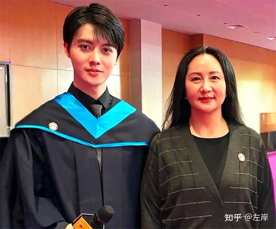 孟晚舟夫妇参加成都七中校庆,气质状态俱佳,网友盛赞:真是神仙眷侣! - 知乎