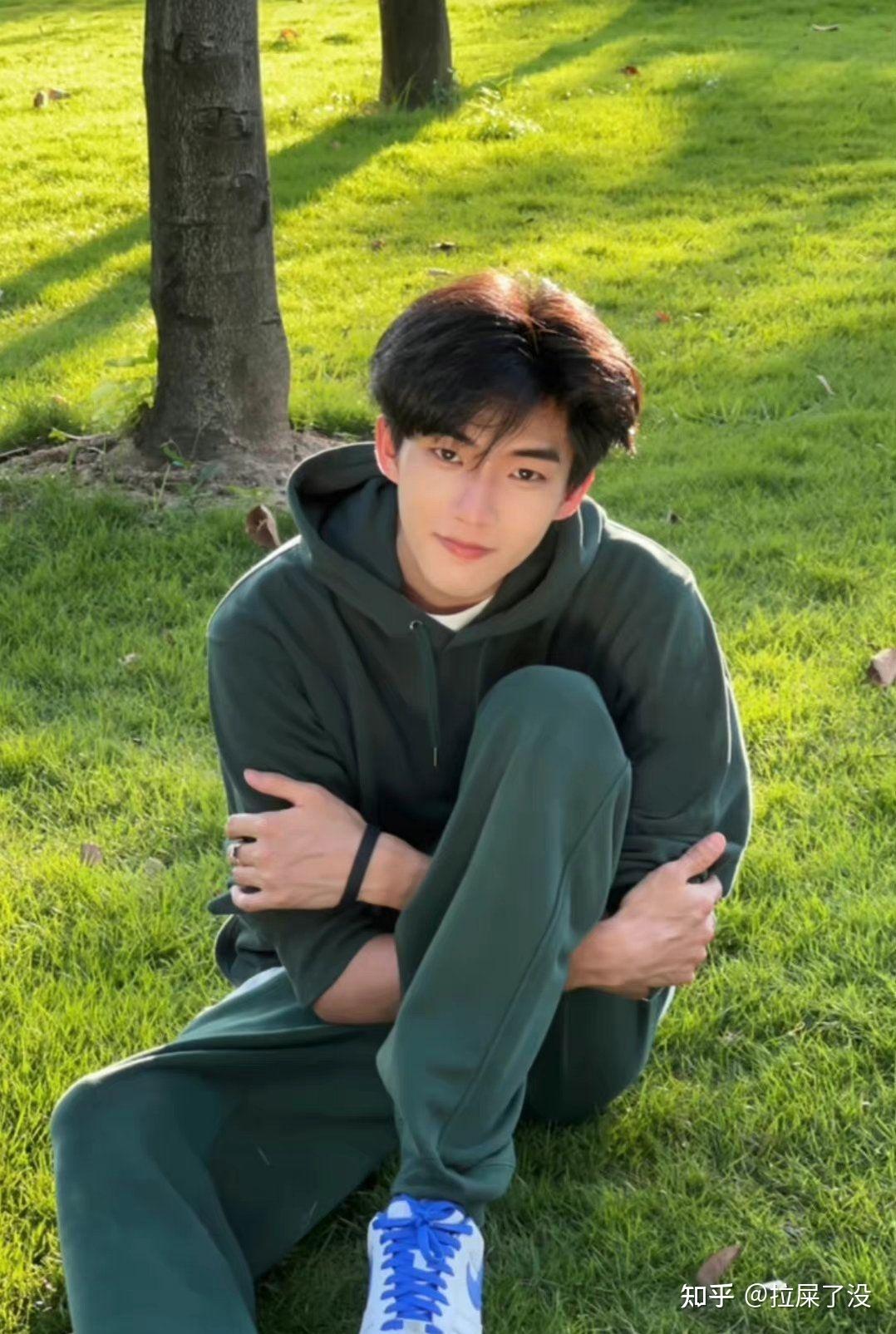 有人见过抖音帅哥长颈先生露脸吗