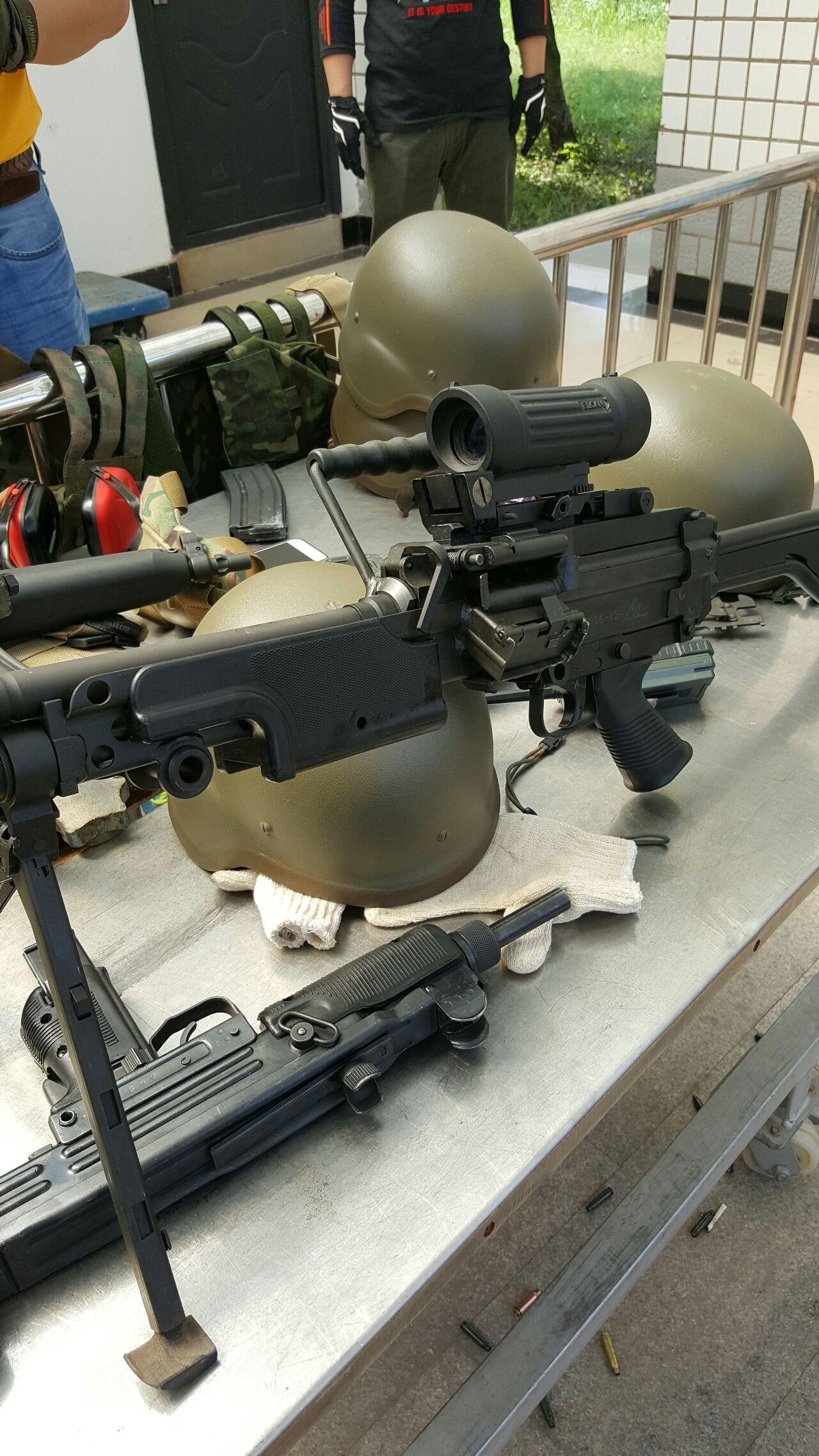 我军有没有用类似m249系列的通用机枪,来替换95系列班用机枪的必要性