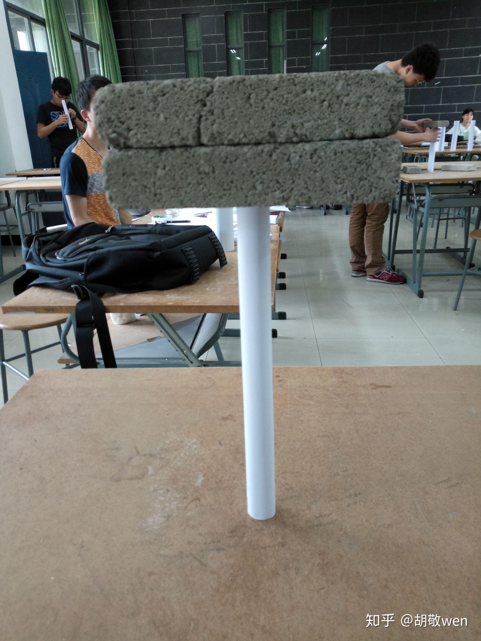 怎么用一张a4纸做结构承起3块砖要求高21cm