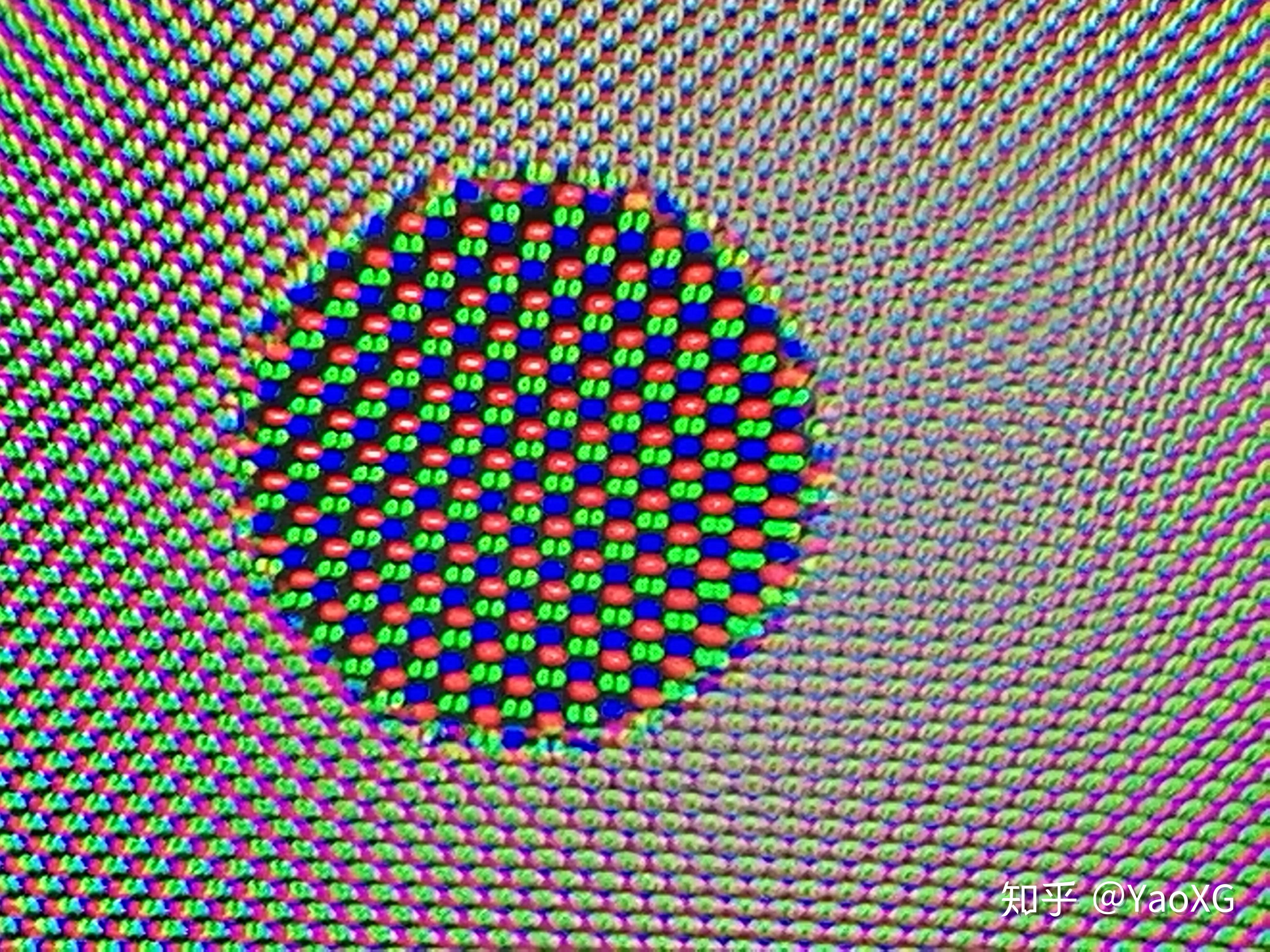 刚买的mate40pro这是钻石排列吗求大神告知