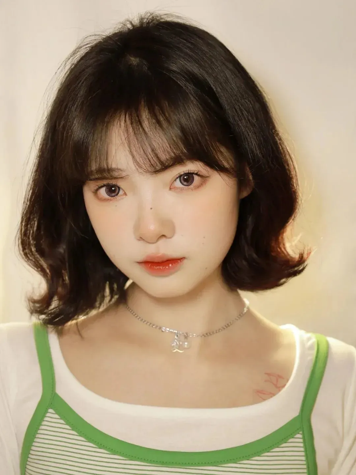 这几款流行的女生短发发型你喜欢哪一款