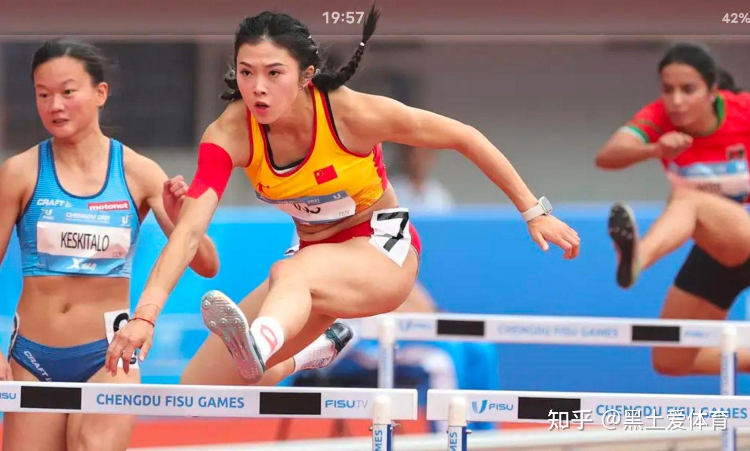 颜值与实力并存 2023全国田径锦标赛 夏思凝女子100米栏夺冠-千里眼视频-搜狐视频