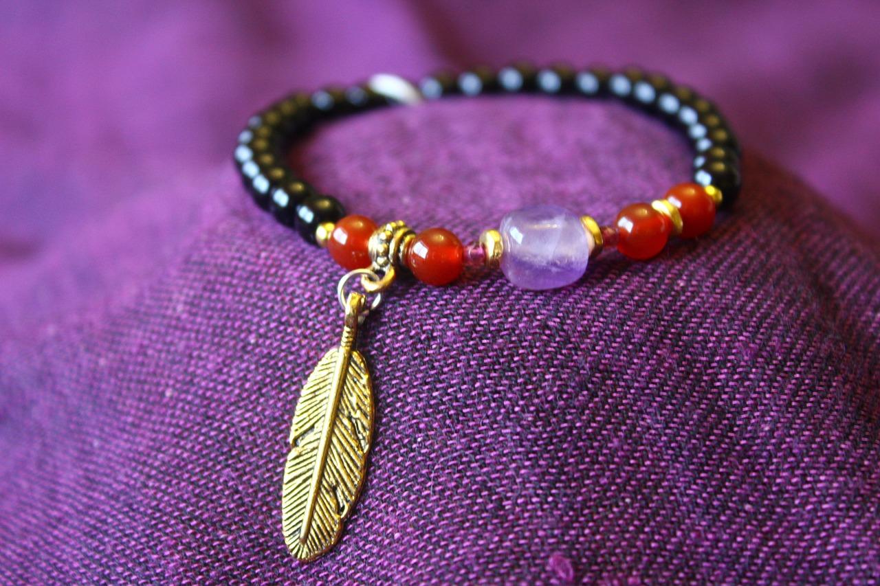 小叶子手链如何保养