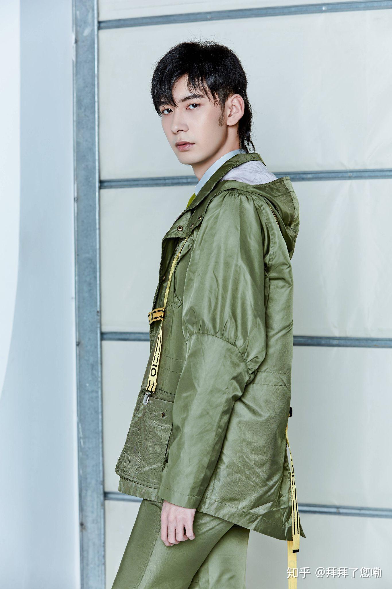 如何评价陈星旭的长相