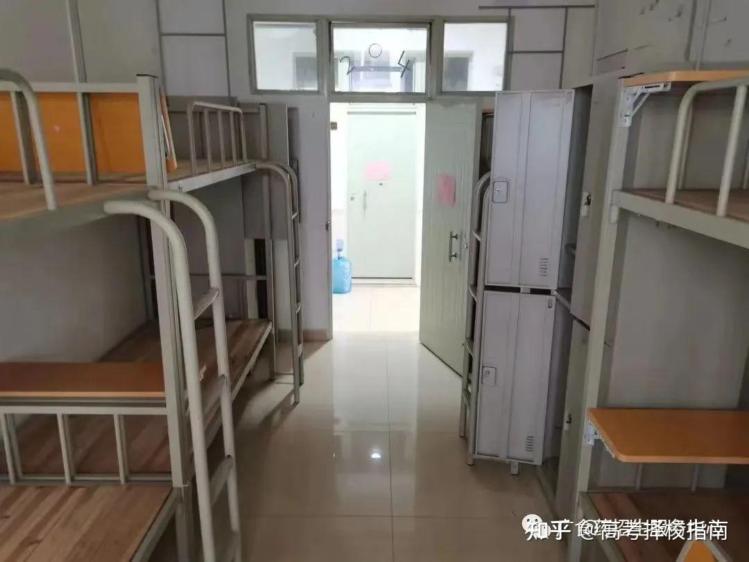 公办广东食品药品职业学院录取分数学校环境宿舍介绍