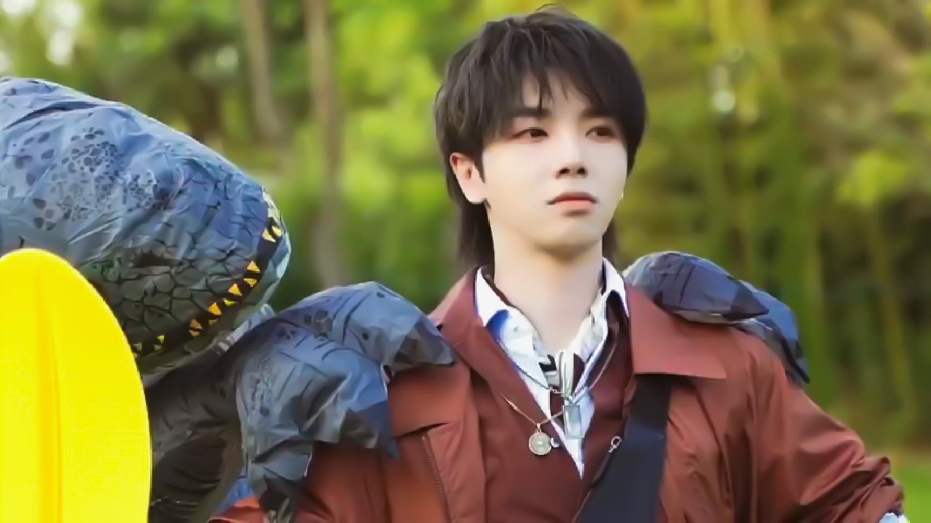 你们有什么华晨宇的神仙图片分享一下呗