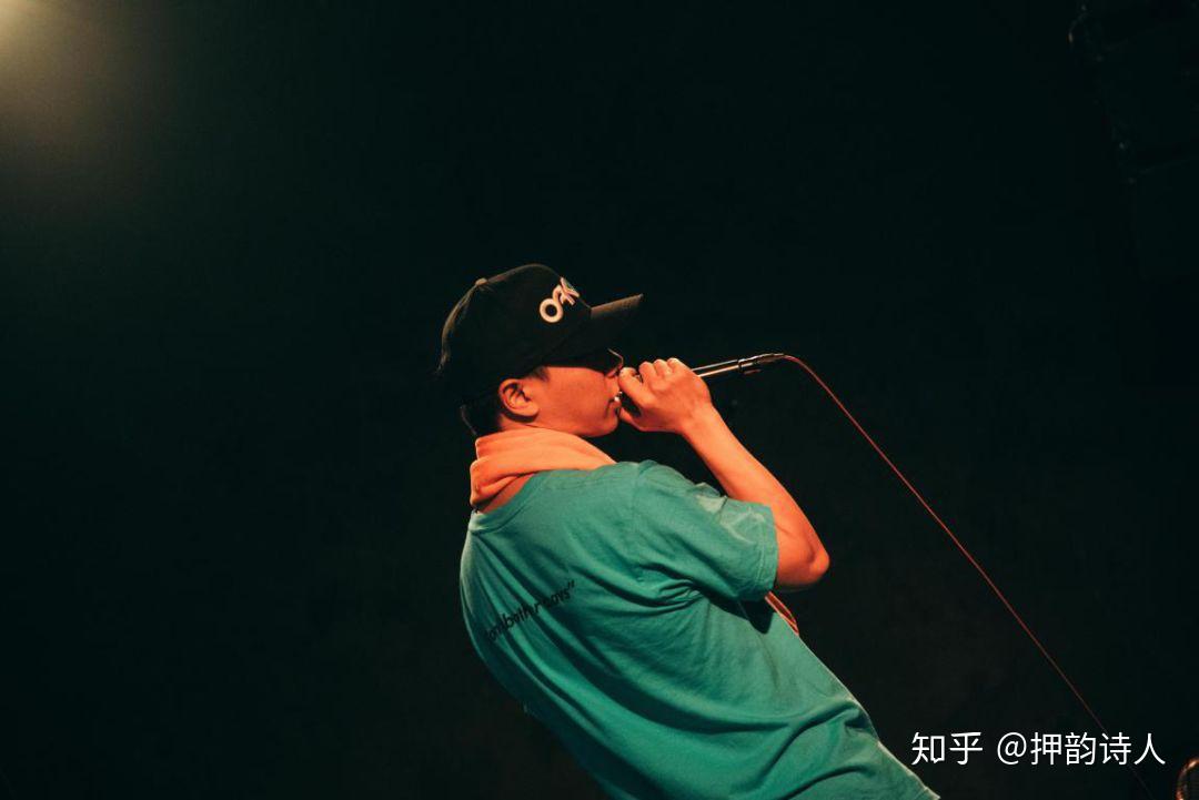 MC光光,我们从《飞向别人的床》说起 - 知乎