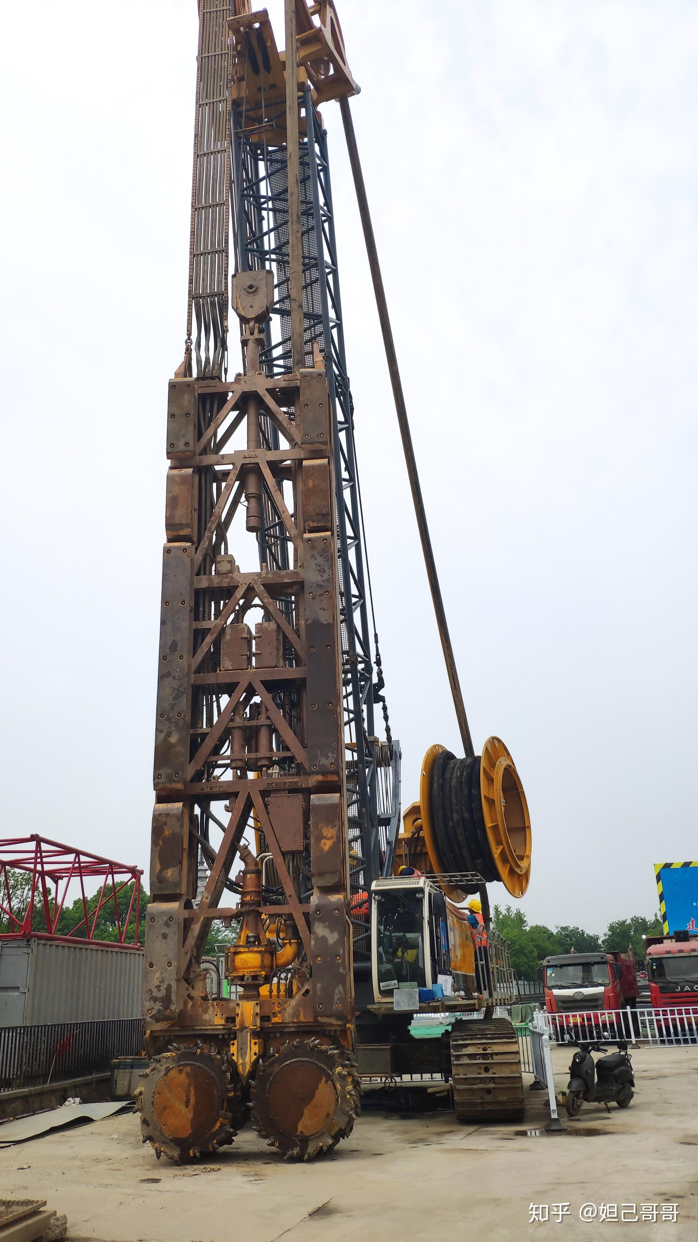 地连墙的铣槽机和成槽机有什么区别? - 知乎