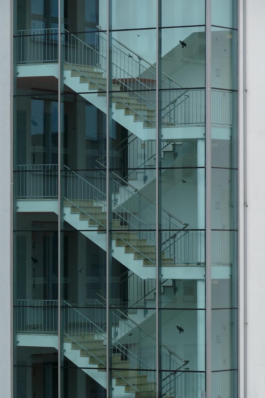 幕墙窗开启多少米