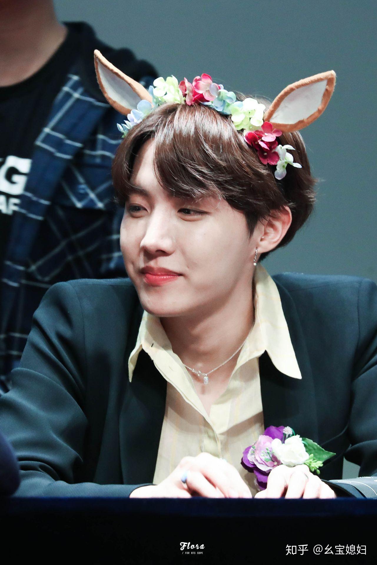 各位手里有郑号锡超好看的照片吗