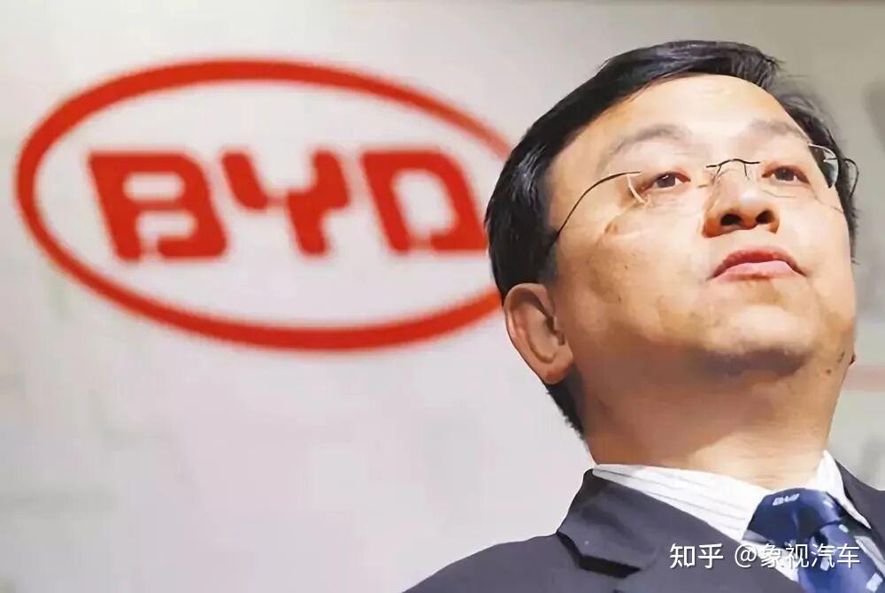 拿下两冠王,比亚迪双车炸场!王传福打响新一枪
